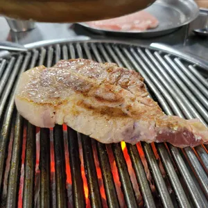 돈장군주먹고기 사진