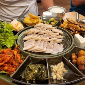 청주왕족발 사진