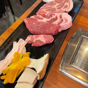 육태기 사진