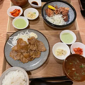 나나 사진