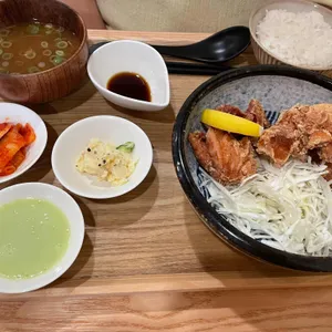 나나 사진