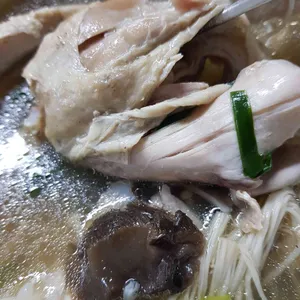 황제능이버섯백숙 사진