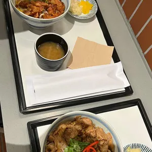 돈모노더현대서울 리뷰 사진