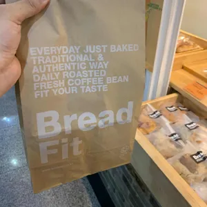 브레드피트 리뷰 사진