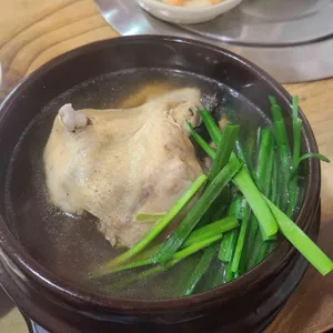 두메막국수능이백숙 사진