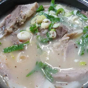 명산식당 사진