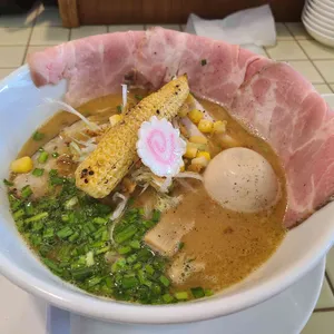 멘타미 사진