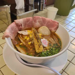 멘타미 사진