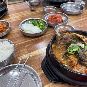 3부자뚝배기 사진