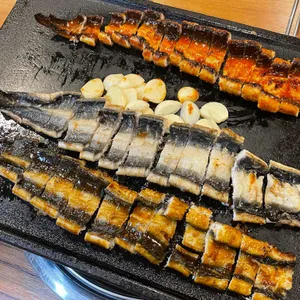 동원민물장어 사진