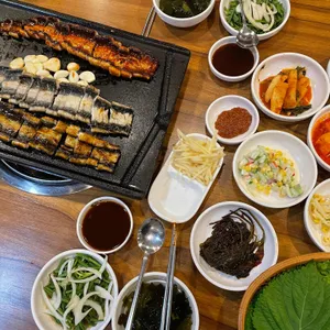동원민물장어 사진