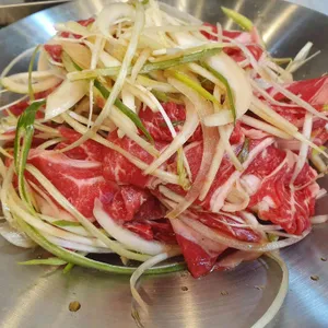 미반 사진