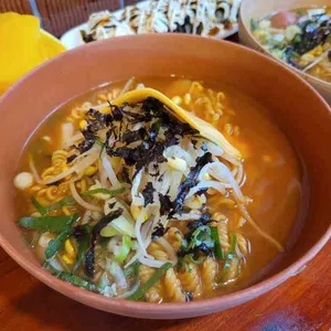 틈새라면 사진