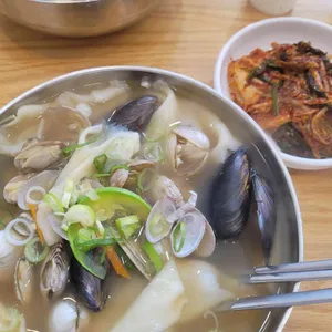 하얀밀수제비 사진