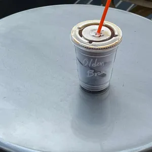 올덴브라운 사진