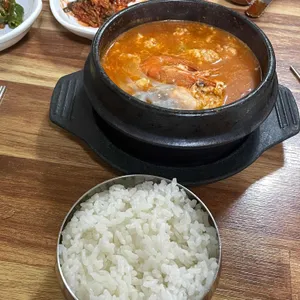 돌매순두부 사진