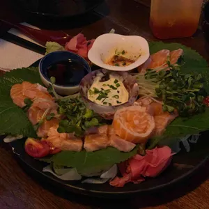 카에식탁 사진