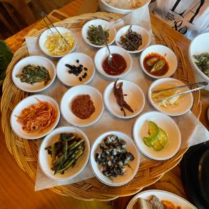 장수촌 순두부보리밥 사진