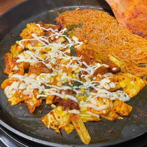 유가네닭갈비 리뷰 사진