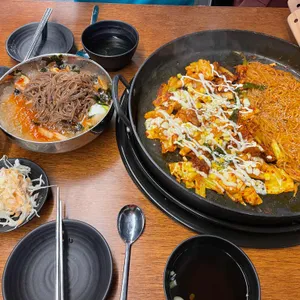 유가네닭갈비 리뷰 사진