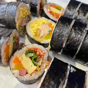 청담동마녀김밥 사진
