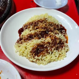 진미치킨숯불바베큐 사진