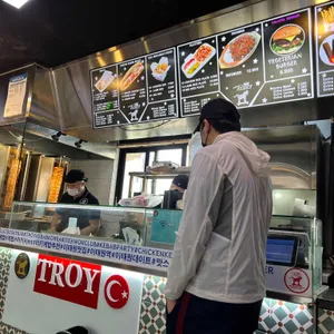 트로이 리뷰 사진