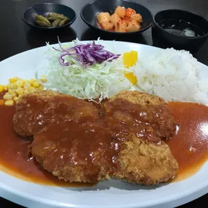 해피돈까스 사진