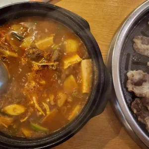 이차돌 사진