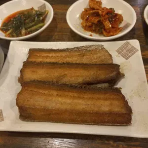 둥근상시골집 사진
