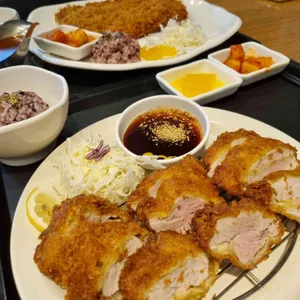 홍익돈까스 사진