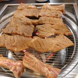 토박이 숯불갈비 사진