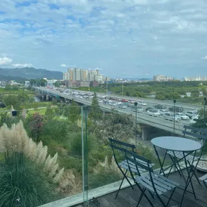 카페 멜트 대표 사진