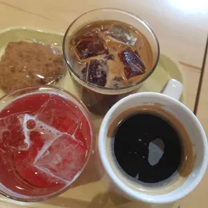 나무사이로 사진