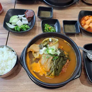 24시명가 가마솥국밥 사진