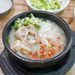 연지본관 사진
