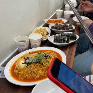 모퉁이네 대표 사진