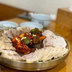 비학산 보리밥생칼국수 리뷰 사진
