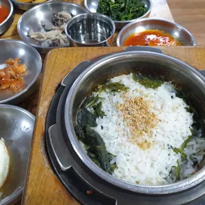 산능이본가 사진
