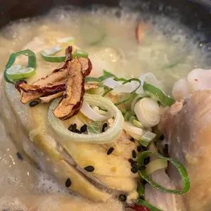 토속 상황 삼계탕 사진