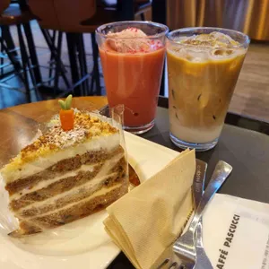 파스쿠찌 사진
