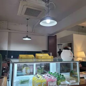 더 드롭 바이 리뷰 사진