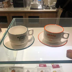 컴컴베이커리카페 사진