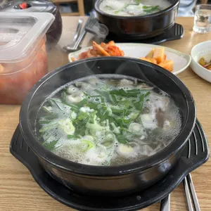 황귀엄나무닭곰탕전문점 사진