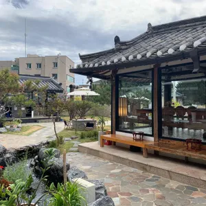 커피홀 리뷰 사진