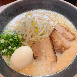 멘야신 사진