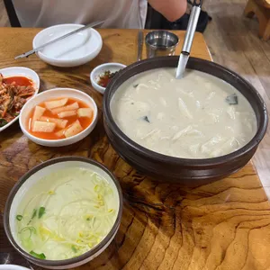 유락손칼국수 사진