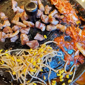 목구멍 사진