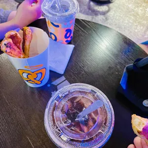 앤티앤스 사진
