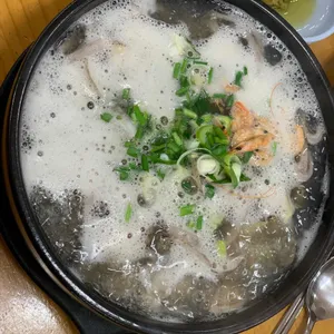 뚝배기손칼국수 사진